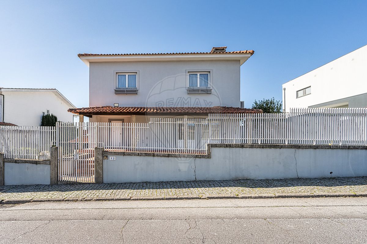 Moradia T4 à venda em Nogueira, Fraião e Lamaçães, Braga — foto 29