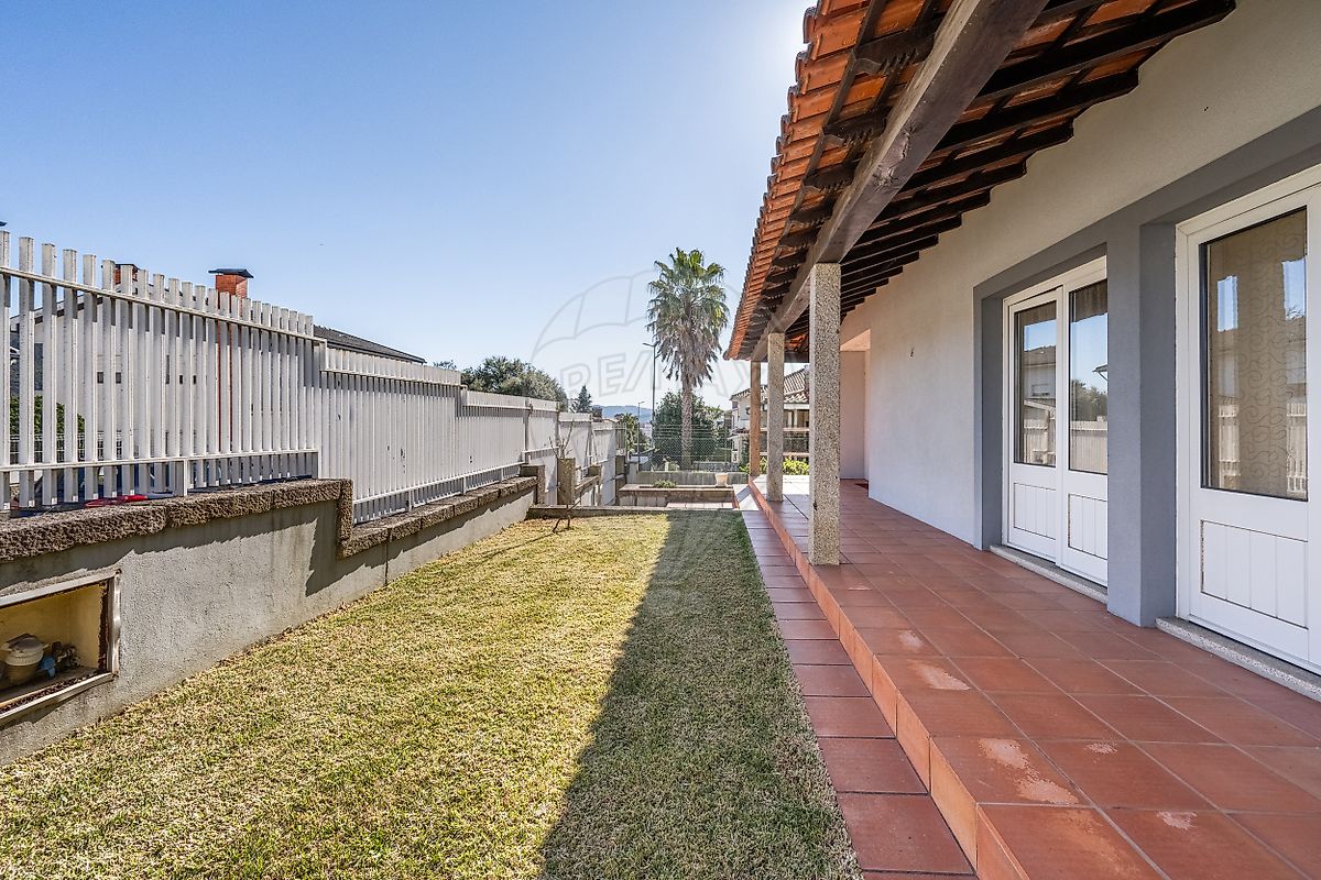 Moradia T4 à venda em Nogueira, Fraião e Lamaçães, Braga — foto 25