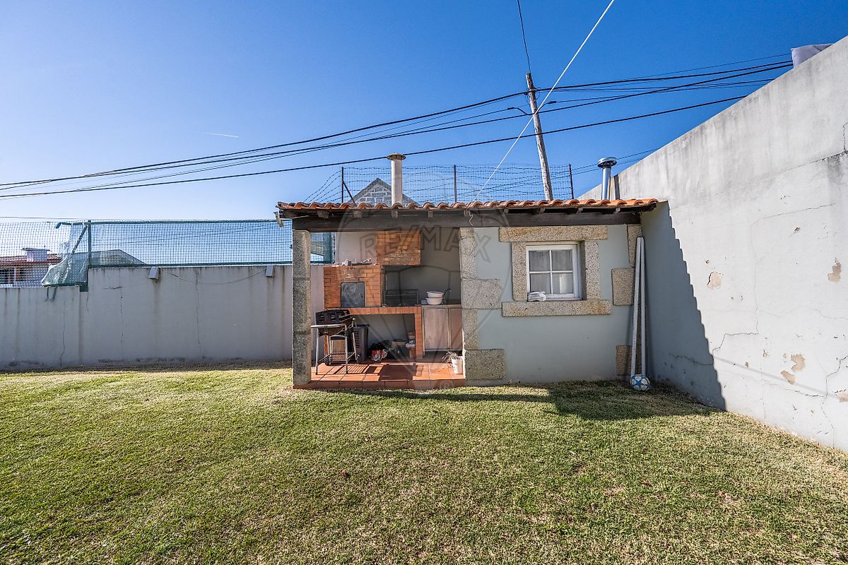 Moradia T4 à venda em Nogueira, Fraião e Lamaçães, Braga — foto 28