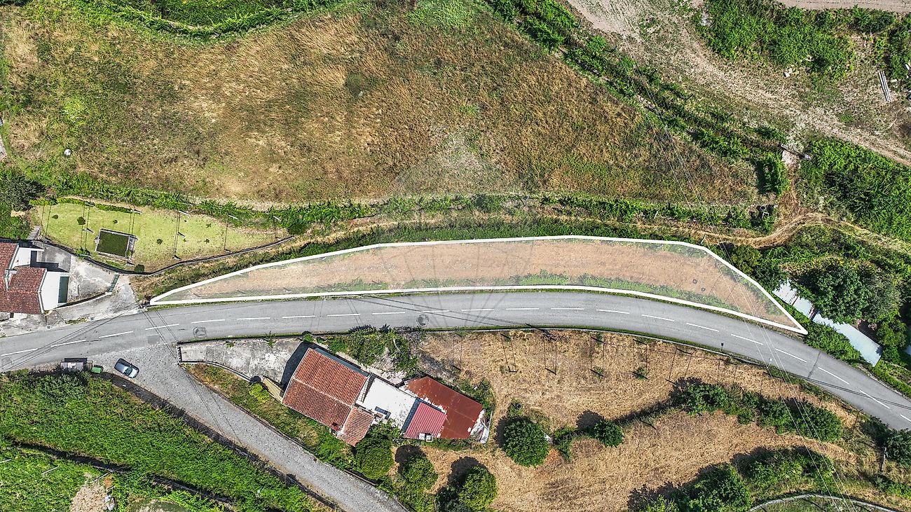 Terreno - Águas Santas e Moure, Póvoa de Lanhoso, Braga