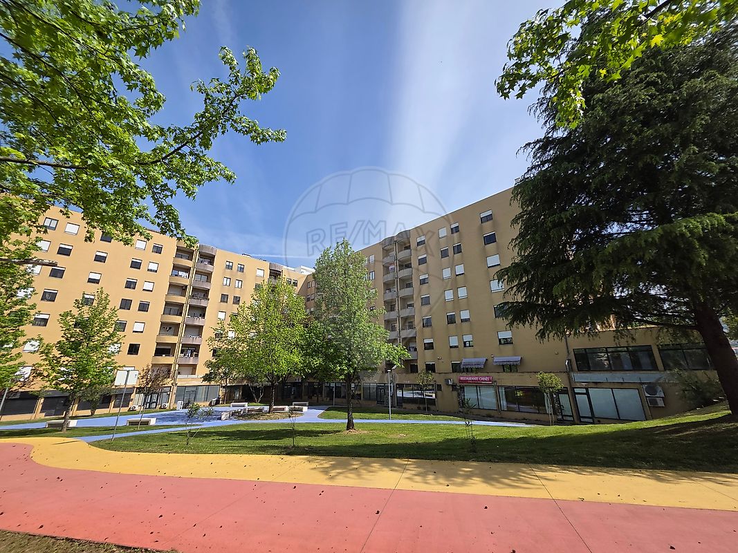 Apartamento T4 à venda em São Victor, Braga — foto 2