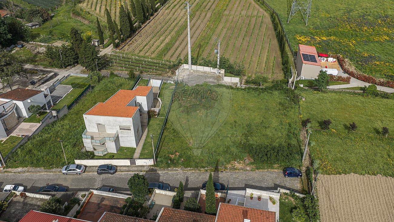 Terreno - Santa Lucrécia de Algeriz e Navarra, Braga, Braga