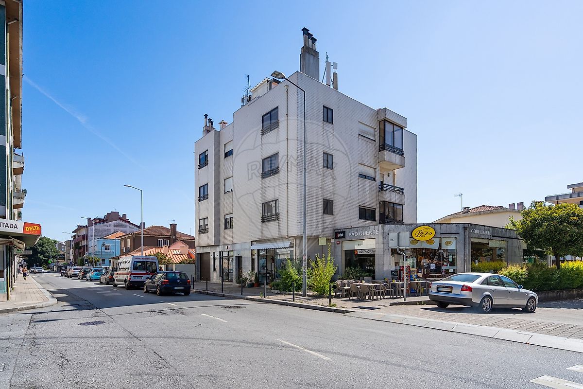Apartamento T3 à venda em Porto