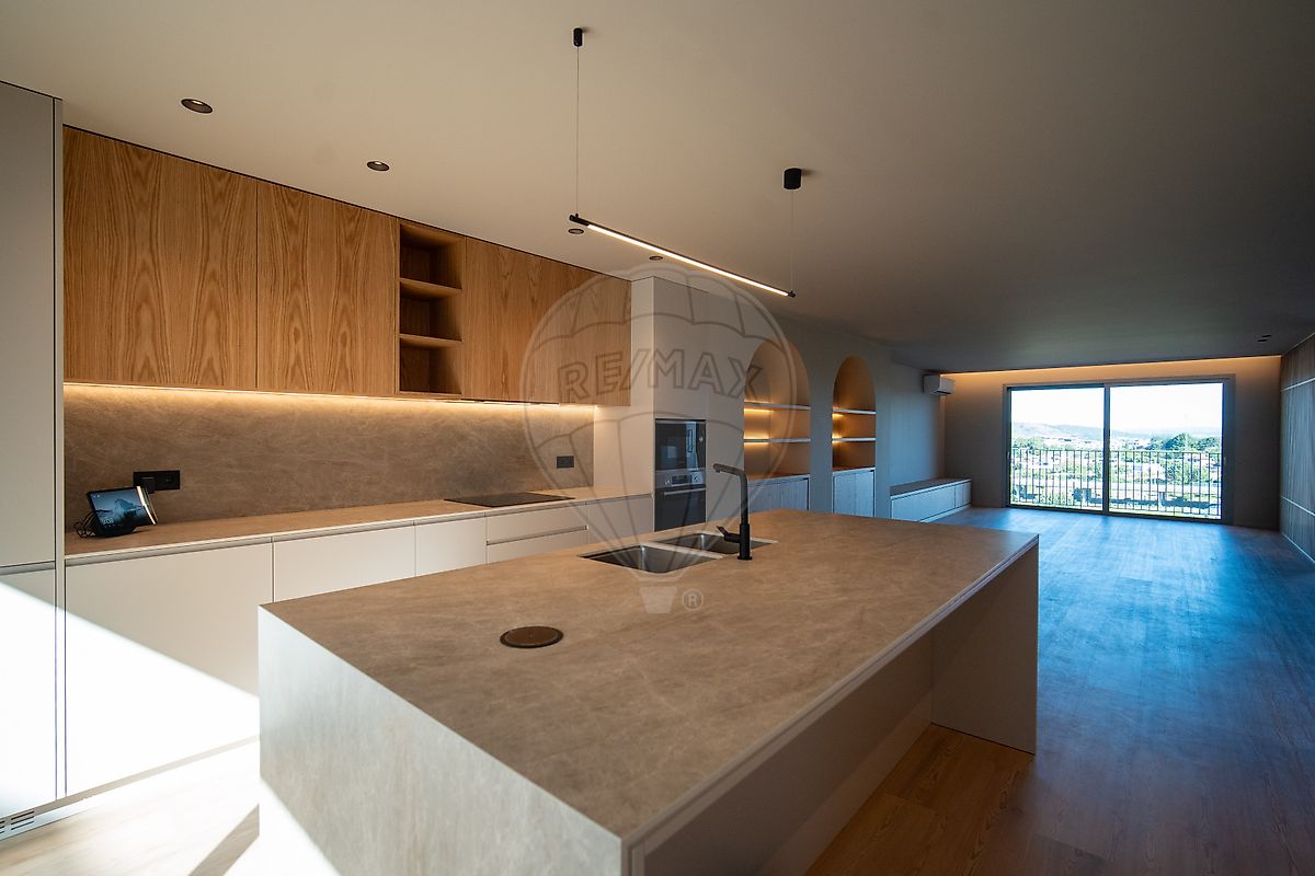 Apartamento T3 à venda em Braga