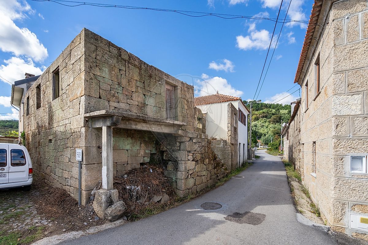 Apartamento T4 à venda em Vila Real