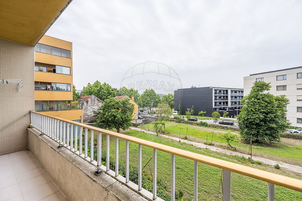 Apartamento T3 à venda em Braga (Maximinos, Sé e Cividade), Braga — foto 18