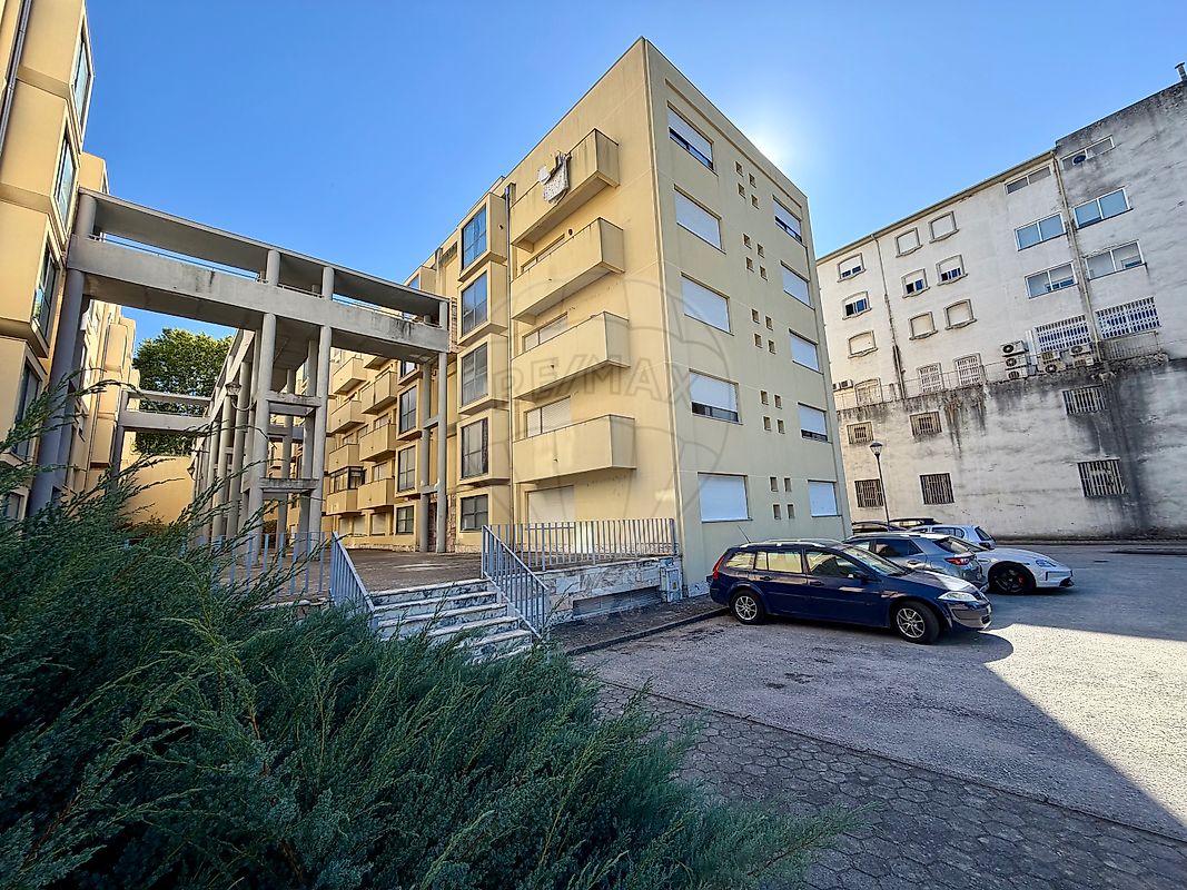 Apartamento T3 à venda em Chaves