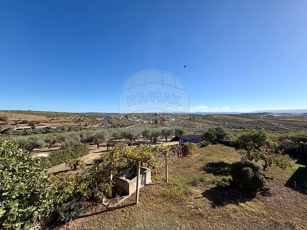 Moradia T4 à venda em Água Revés e Crasto, Valpaços — foto 36