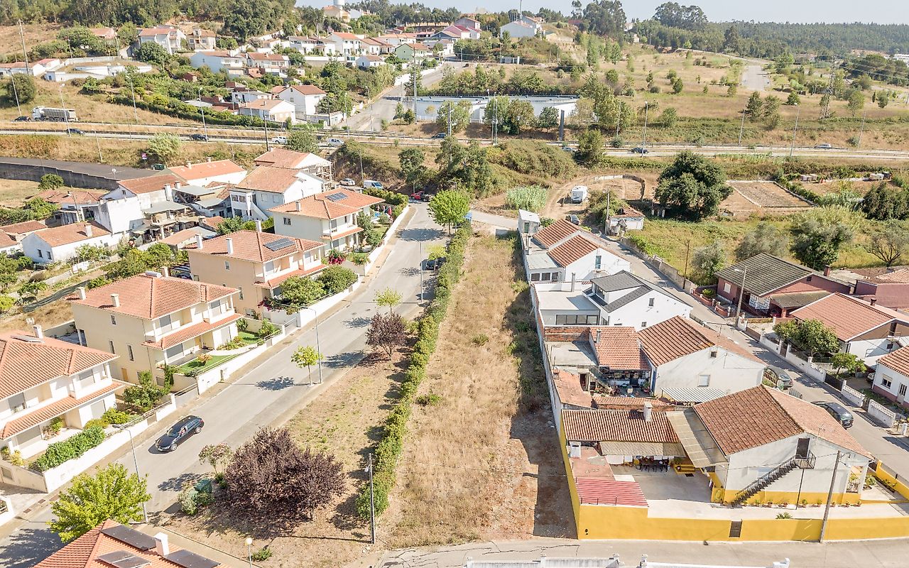 Terreno à venda em Taveiro