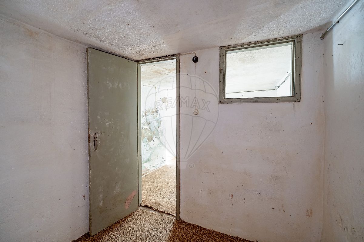 listing 123351073-211 picture-0