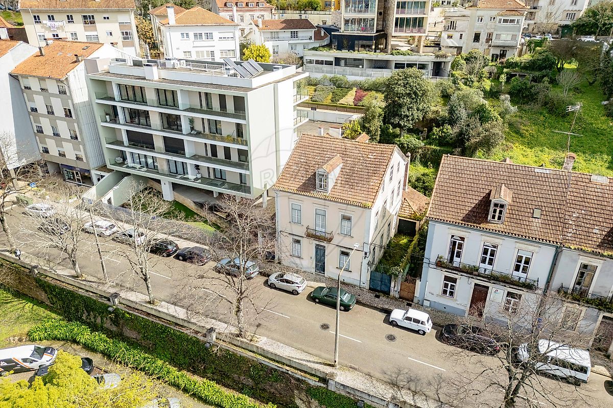 Moradia T9 à venda em Coimbra