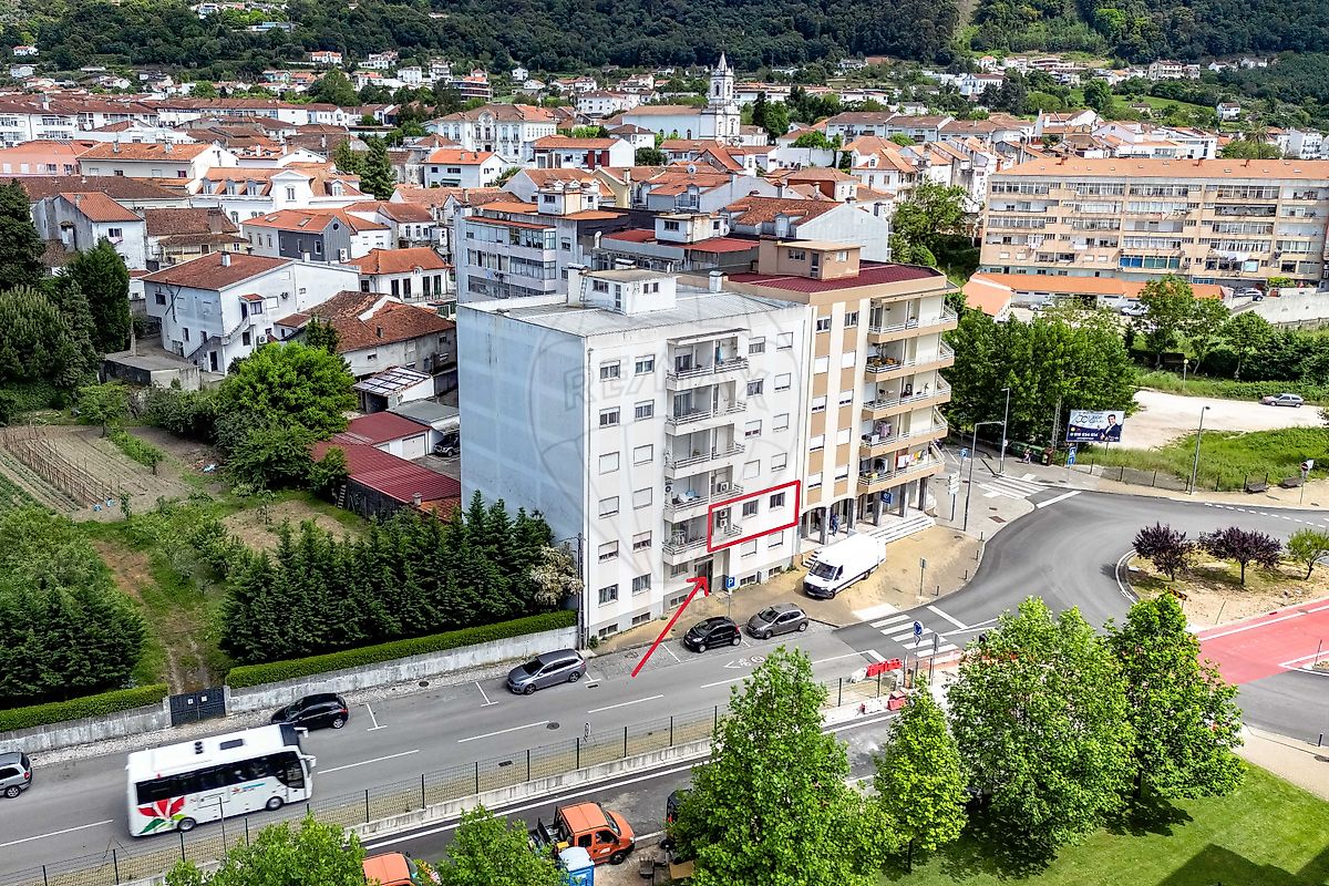Apartamento T4 para venda