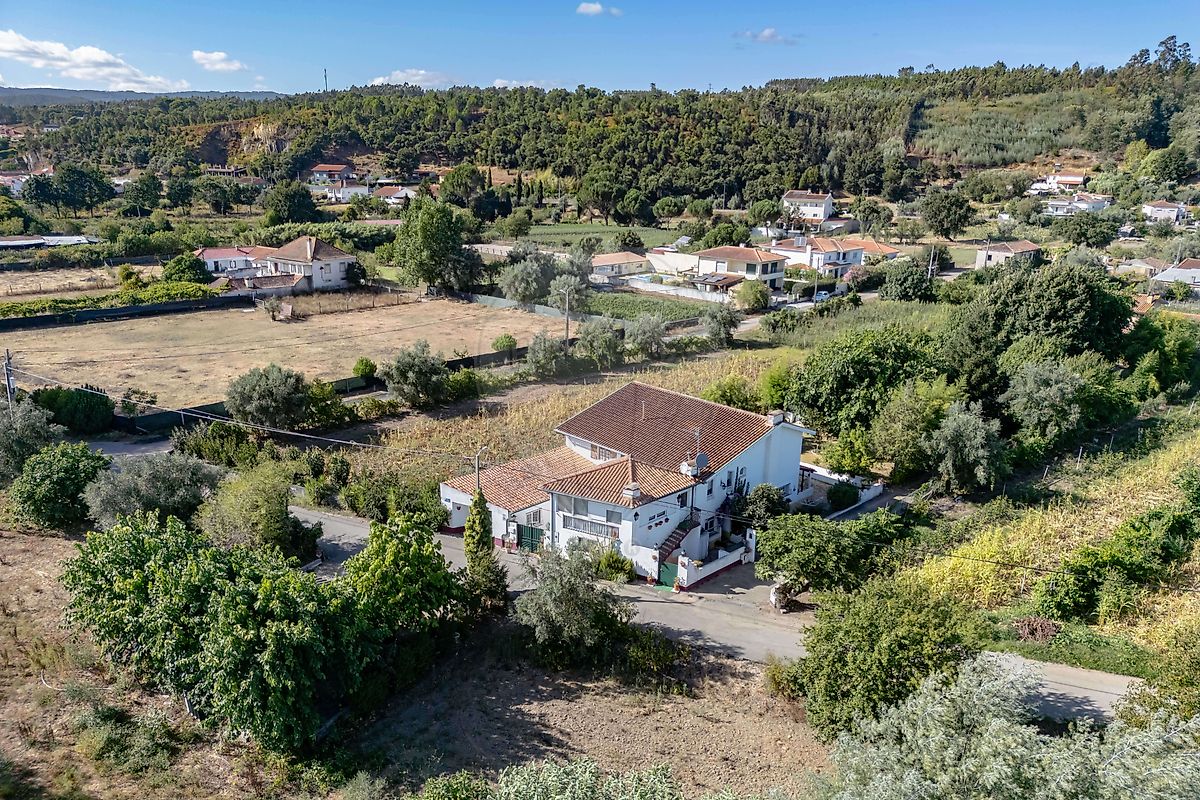 Moradia T5 para venda
