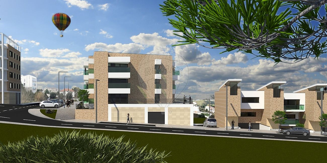 Apartamento T4 à venda em Coimbra