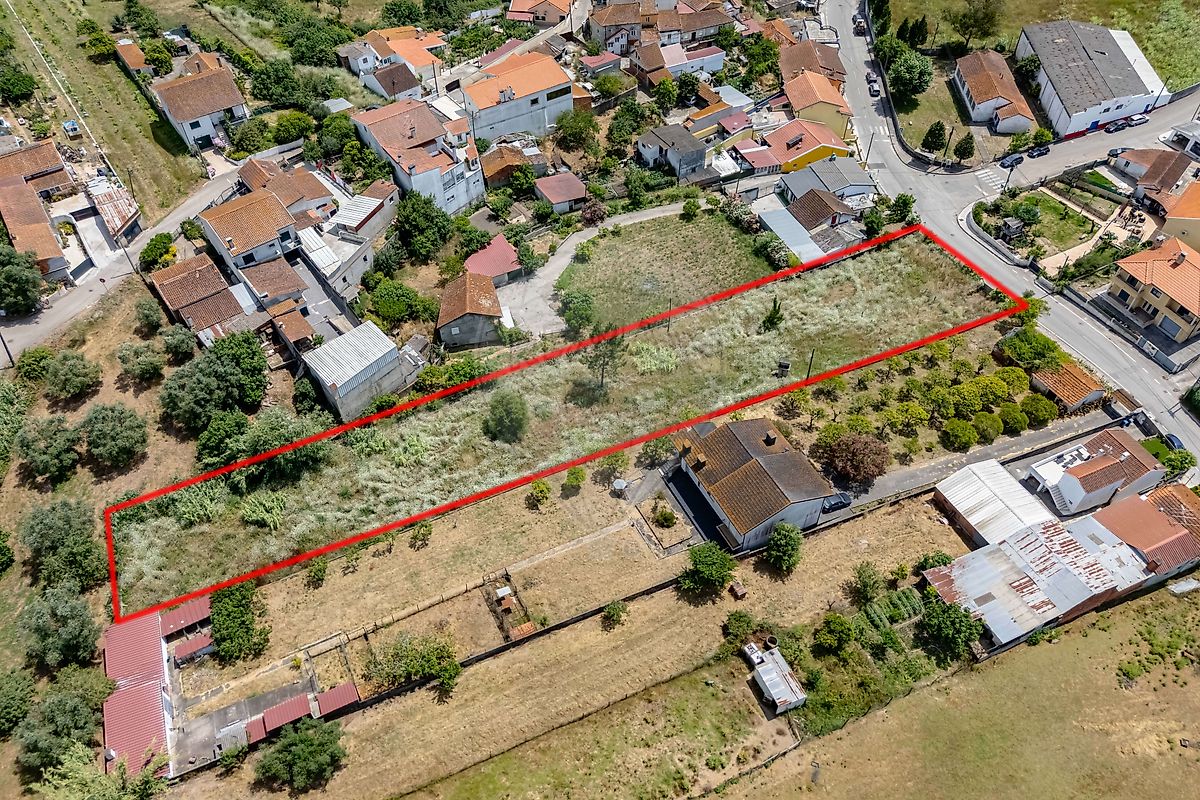 Terreno à venda em Coimbra
