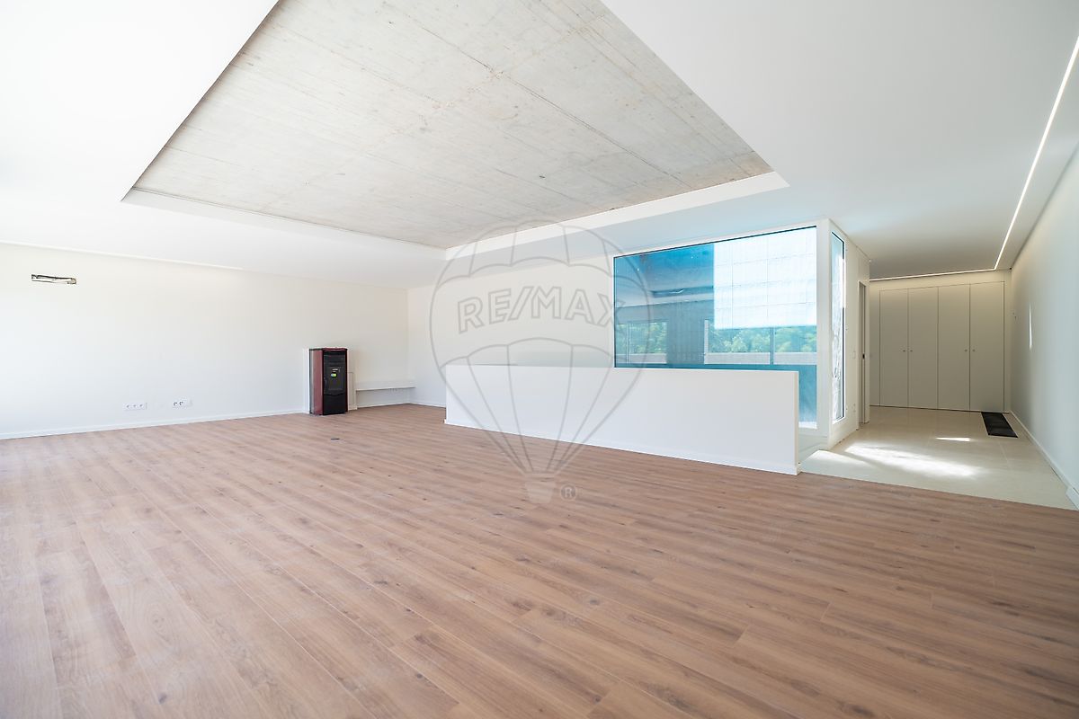 Apartamento T3 à venda em Lousã