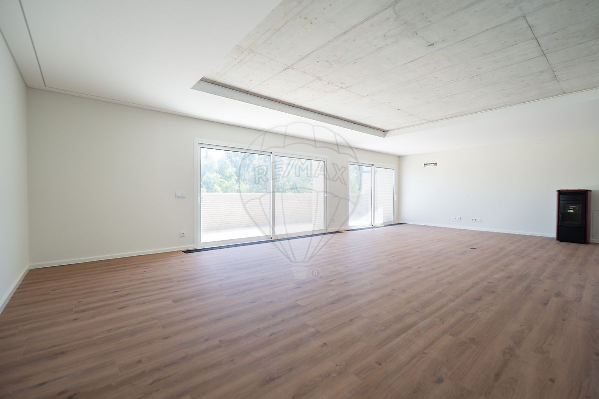 Apartamento T3 à venda em Lousã