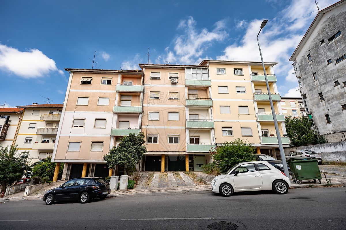 Apartamento T3 à venda em Coimbra