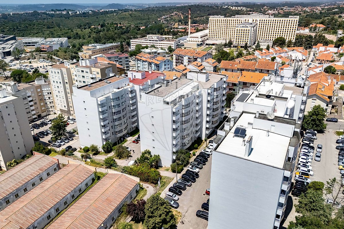 Apartamento T4 à venda em Coimbra