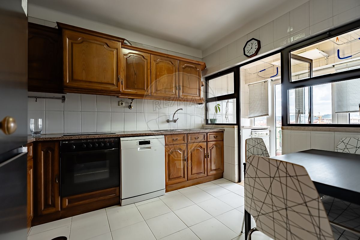 Apartamento T2 para arrendar em Coimbra