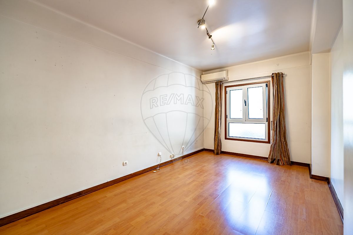 Apartamento T4 à venda em Santo António dos Olivais, Coimbra — foto 36