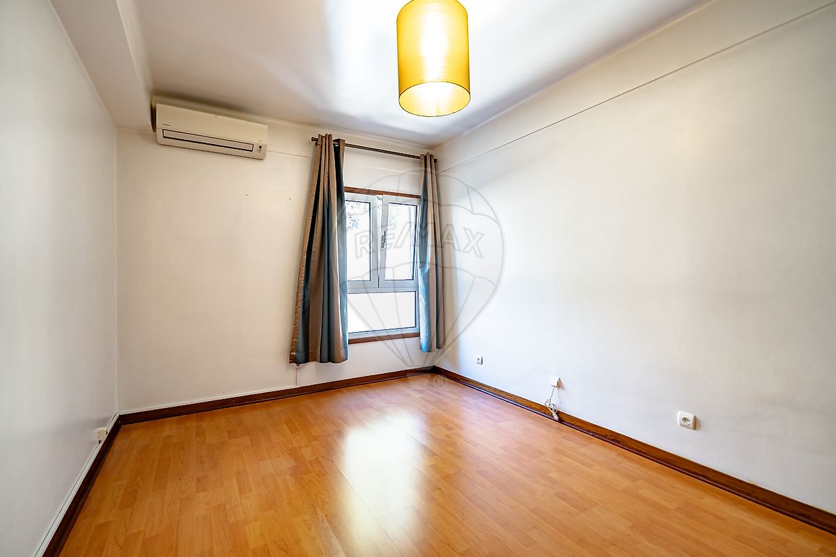 Apartamento T4 à venda em Santo António dos Olivais, Coimbra — foto 28
