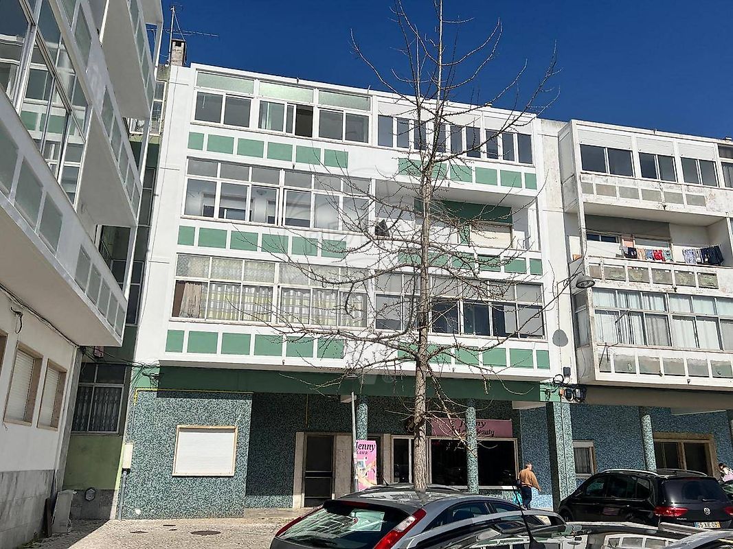 Apartamento T2 à venda em Sintra