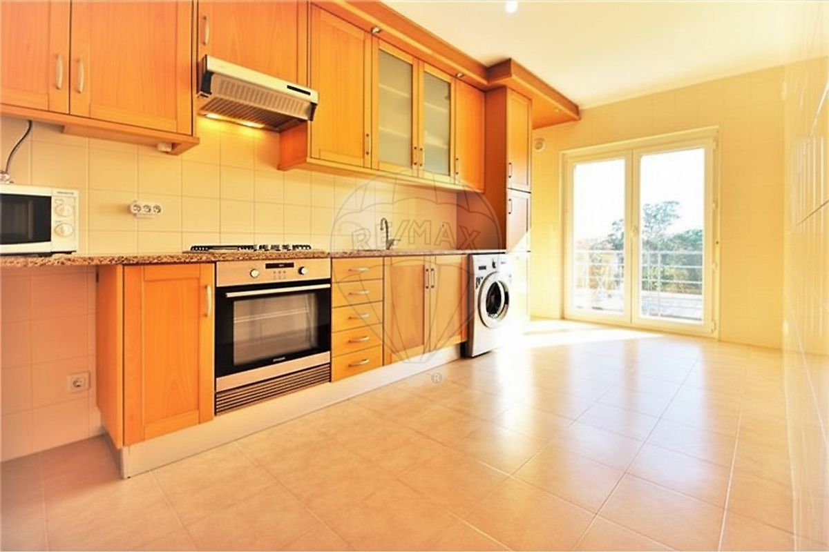 Apartamento T2 à venda em Peniche