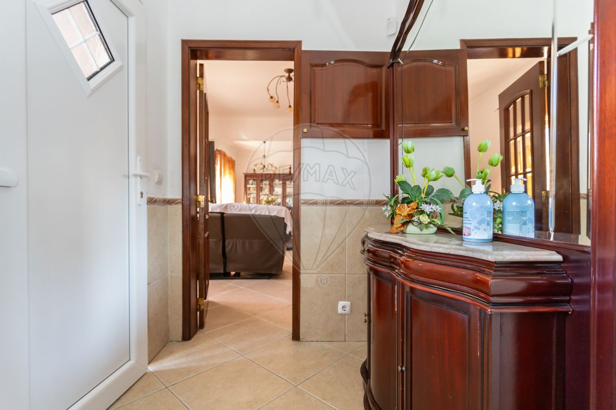 listing 122191412-23 picture-0