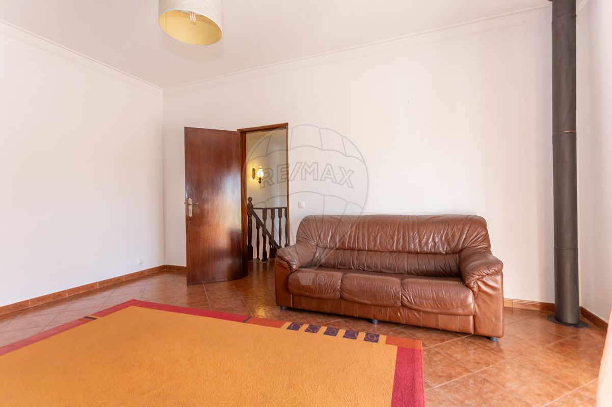 listing 122191412-23 picture-0