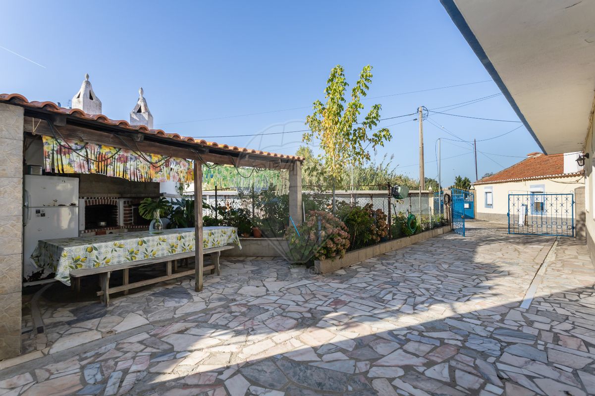 listing 122191412-23 picture-0