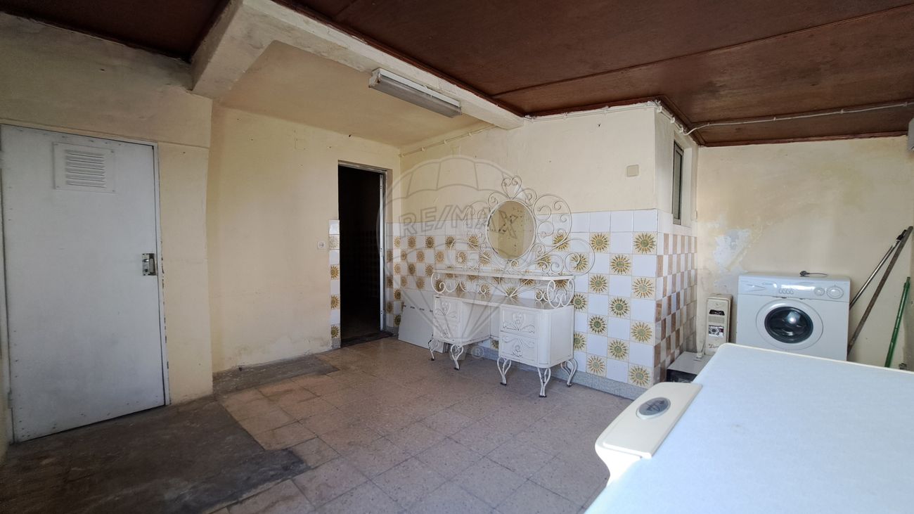listing 122191414-1 picture-0