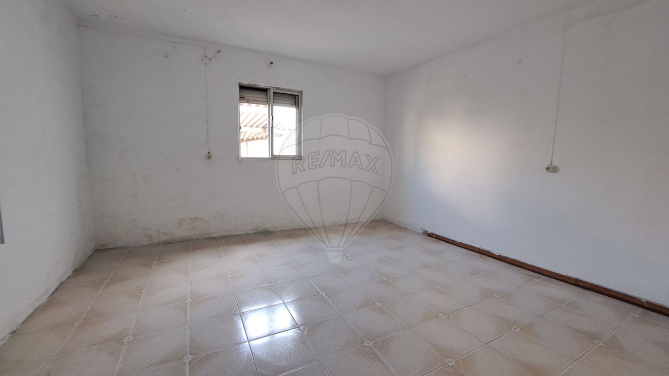 listing 122191414-1 picture-0