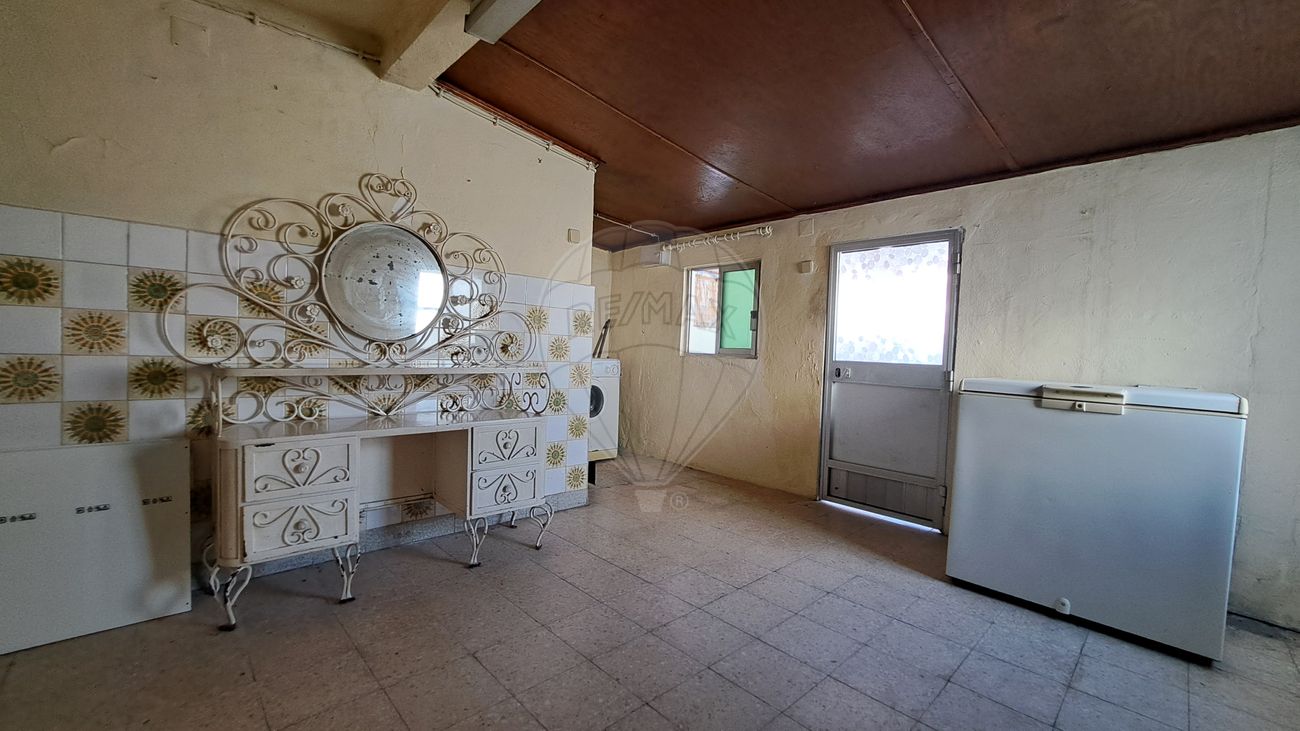listing 122191414-1 picture-0