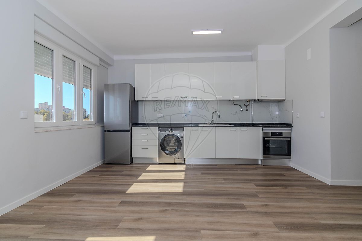 Apartamento T2 - São Sebastião, Setúbal, Setúbal
