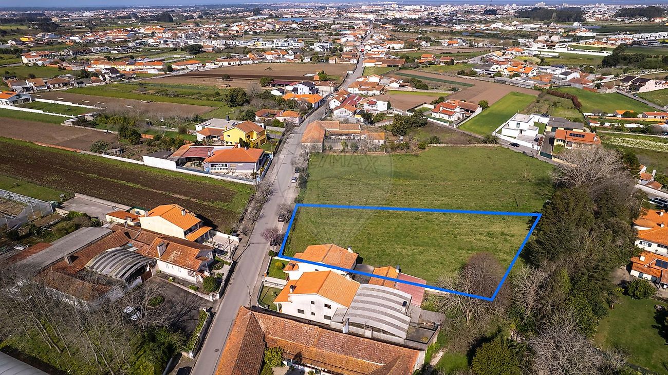 Land for sale in Aveiro, Portugal — €158,000