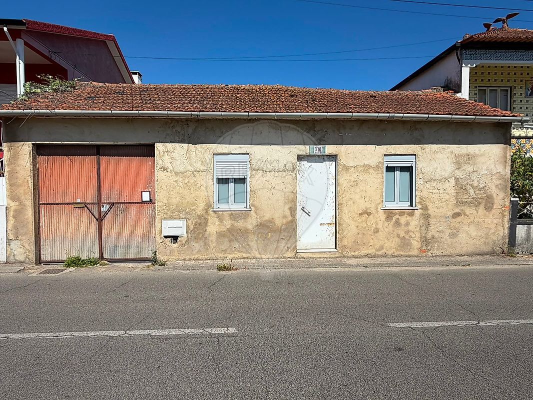 Apartamento T1 à venda em Oliveira do Bairro
