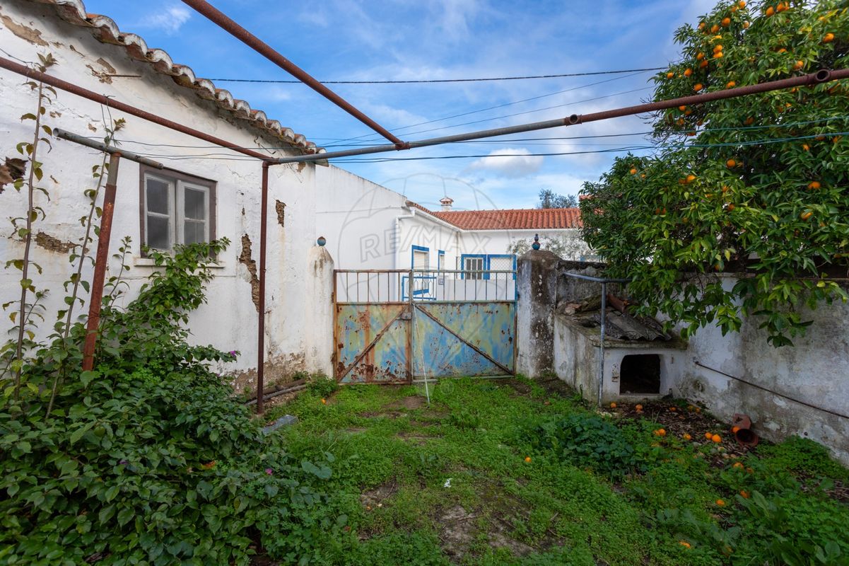listing 123441008-228 picture-0
