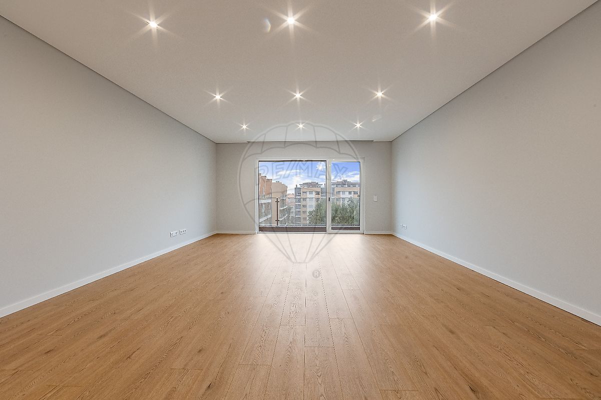 Apartamento T3 à venda em Quinta das Marianas