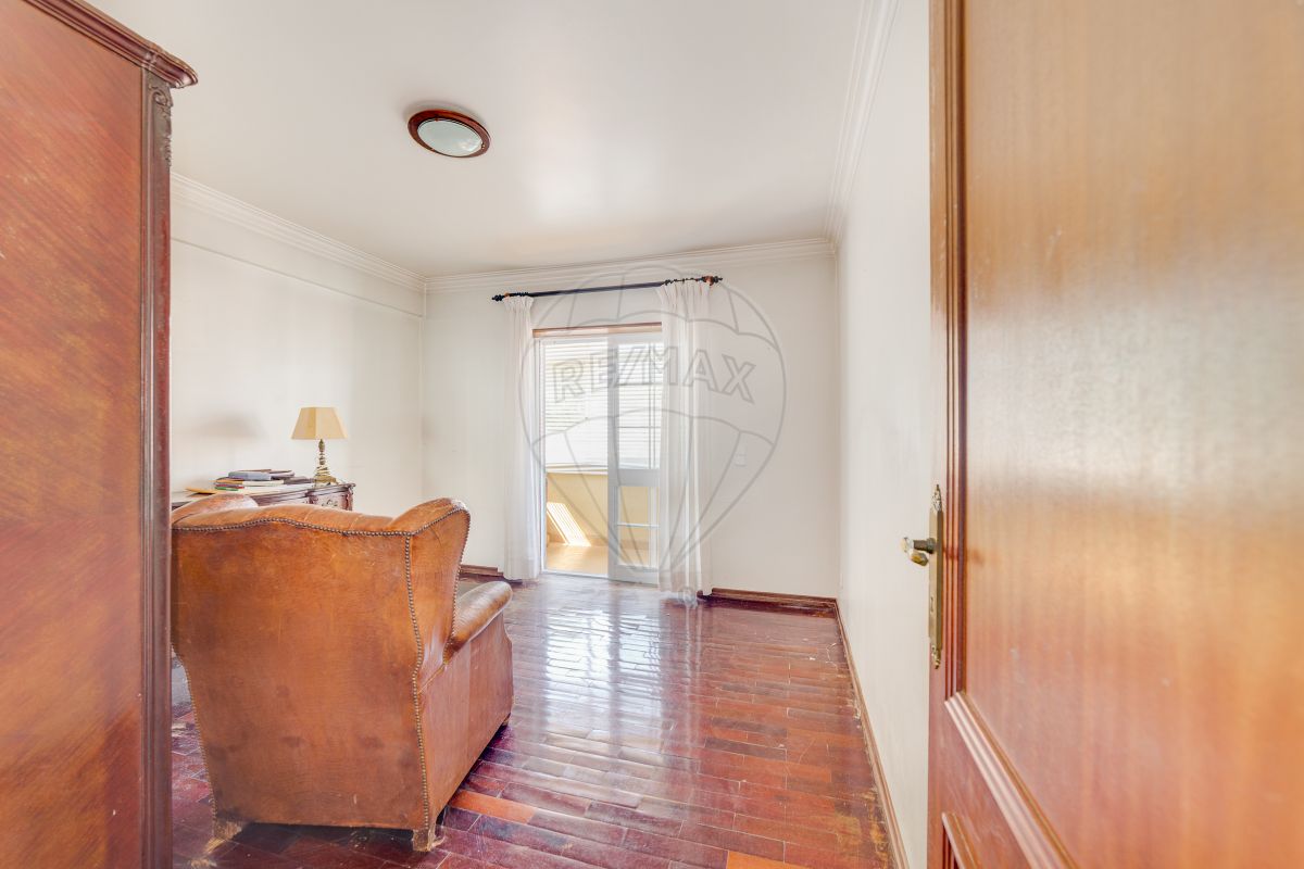 listing 123441446-32 picture-0