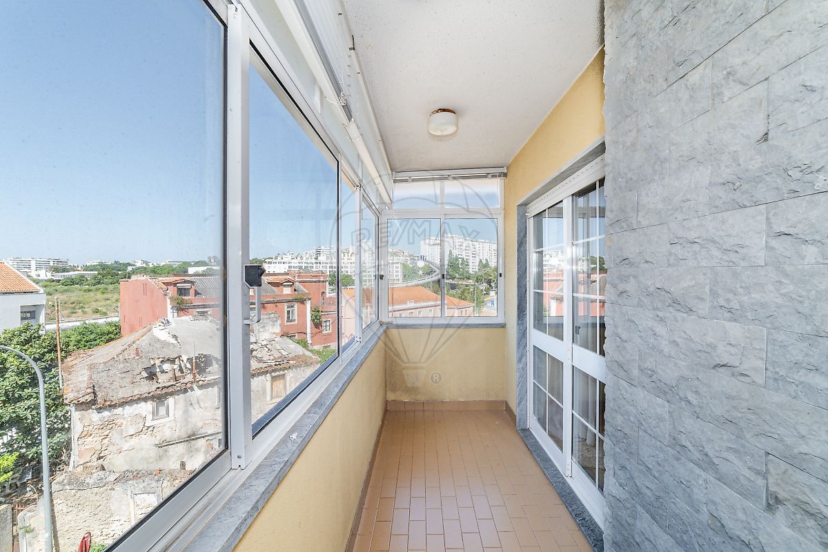 listing 123441446-32 picture-0
