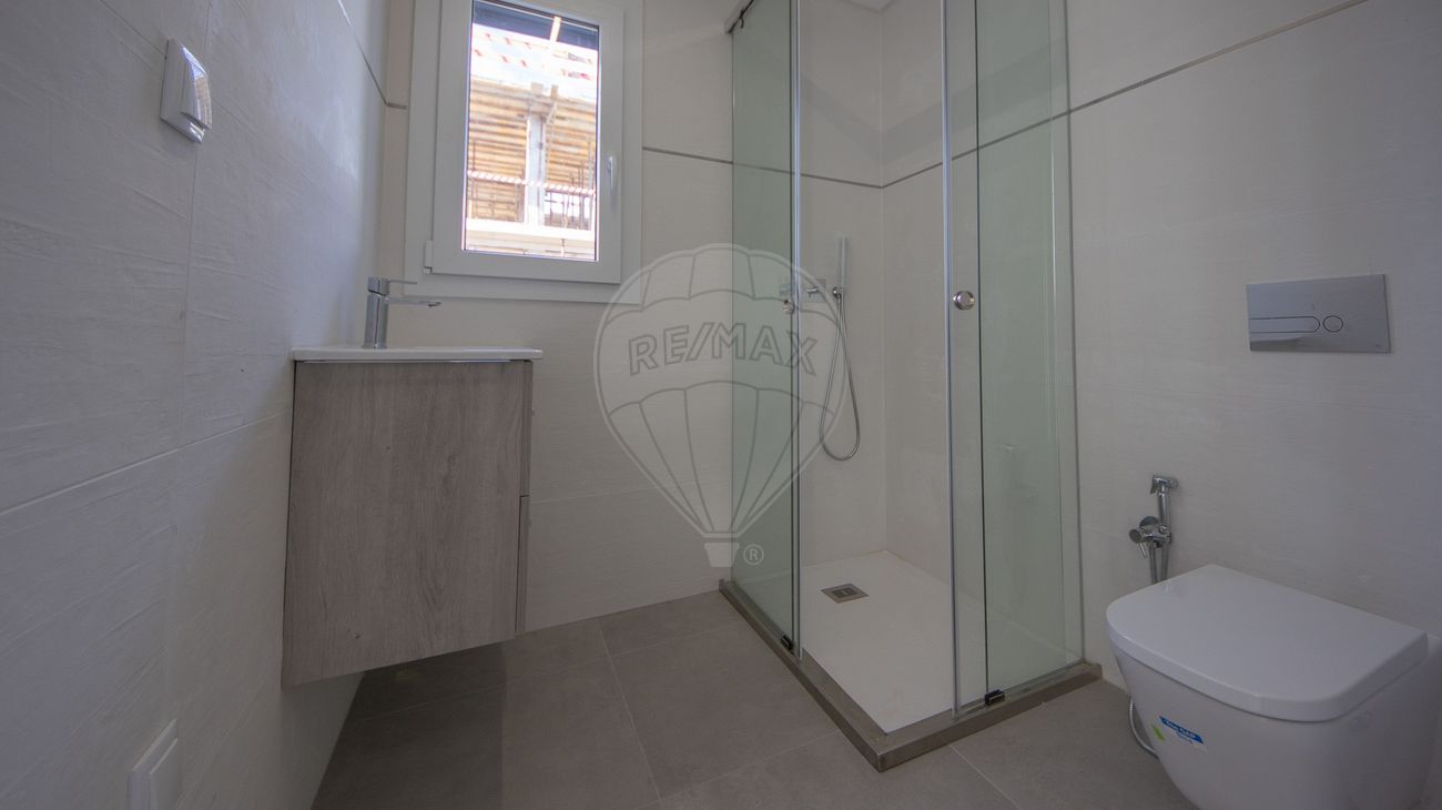 listing 123441520-1 picture-0