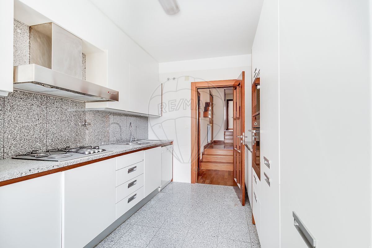 listing 123441319-71 picture-0