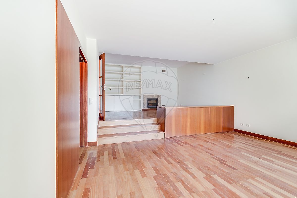 listing 123441319-71 picture-0