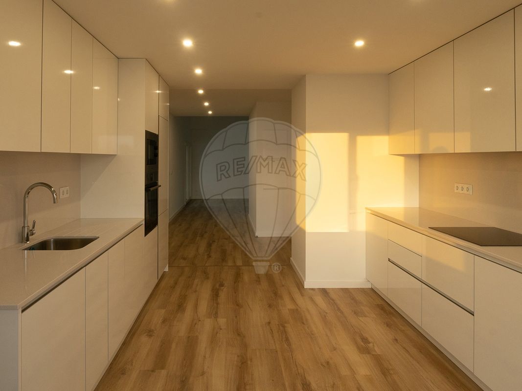 Apartamento T4 para venda