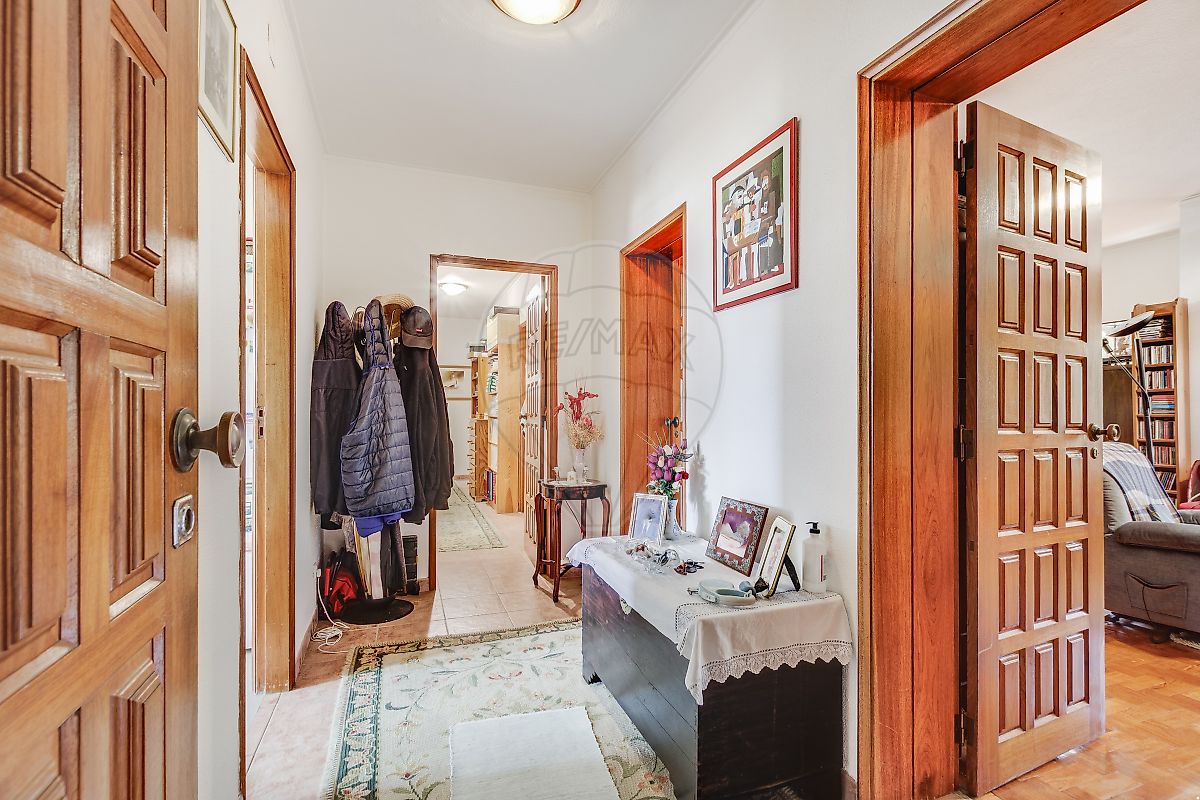 Apartamento T4 para venda