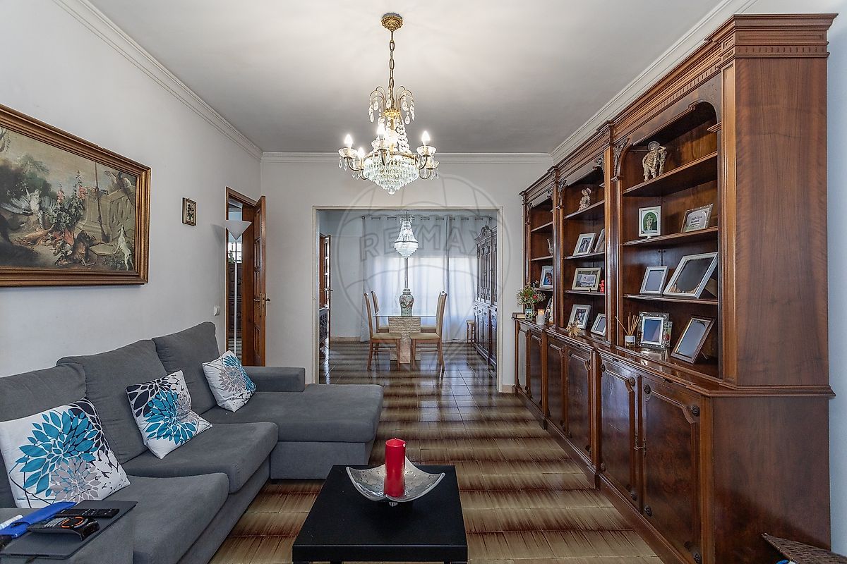 Moradia T4 à venda em Oeiras