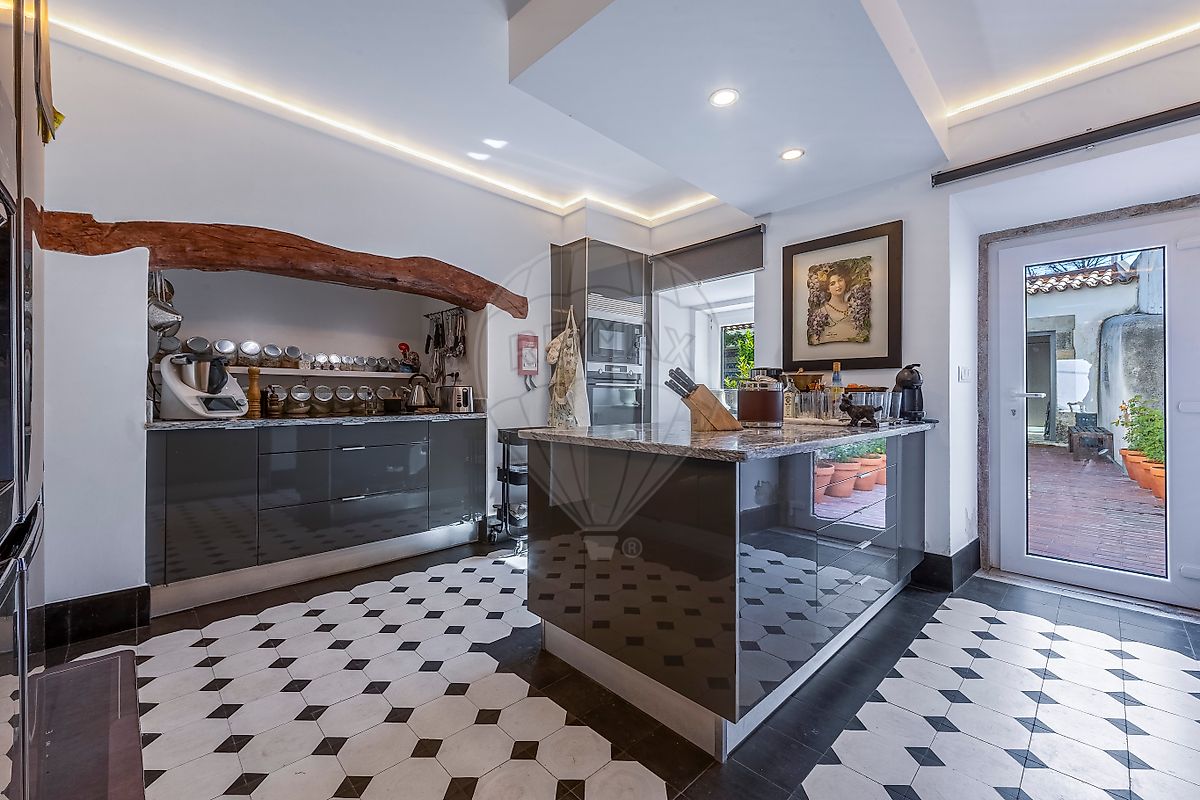 Apartamento T4 à venda em Setúbal