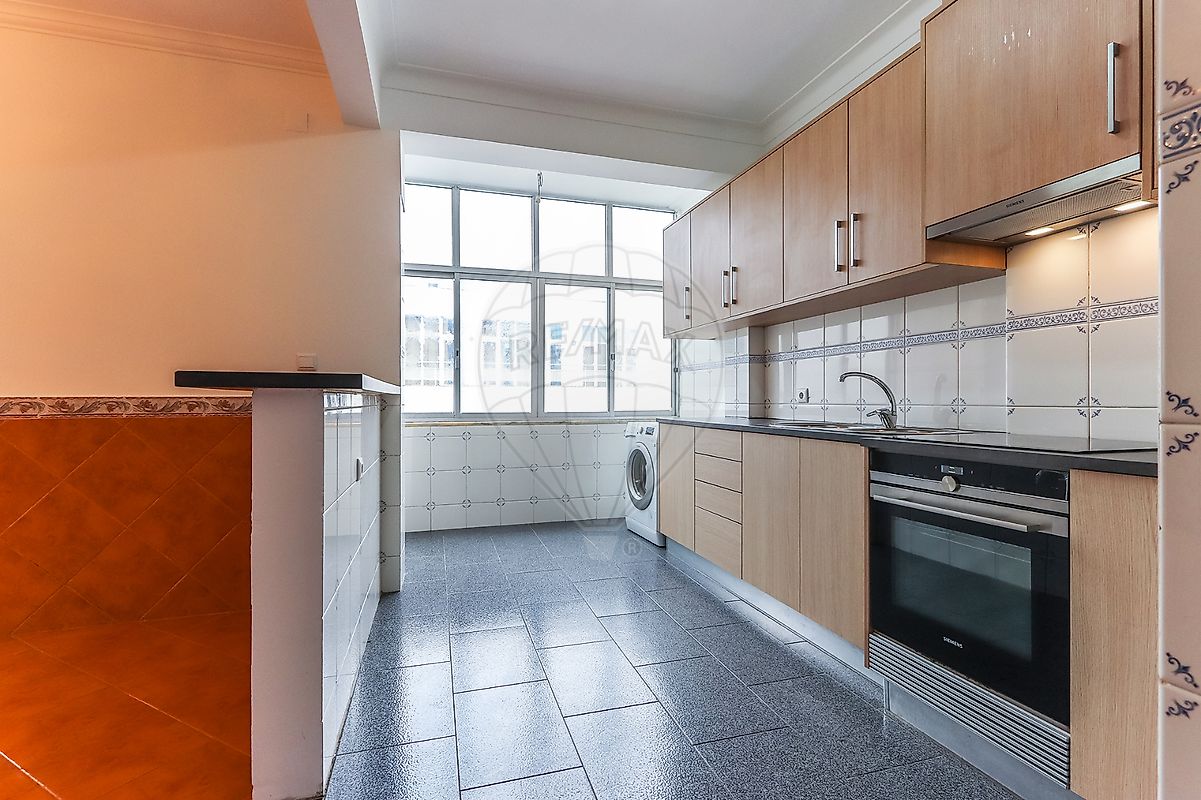 Apartamento T2 à venda em Odivelas