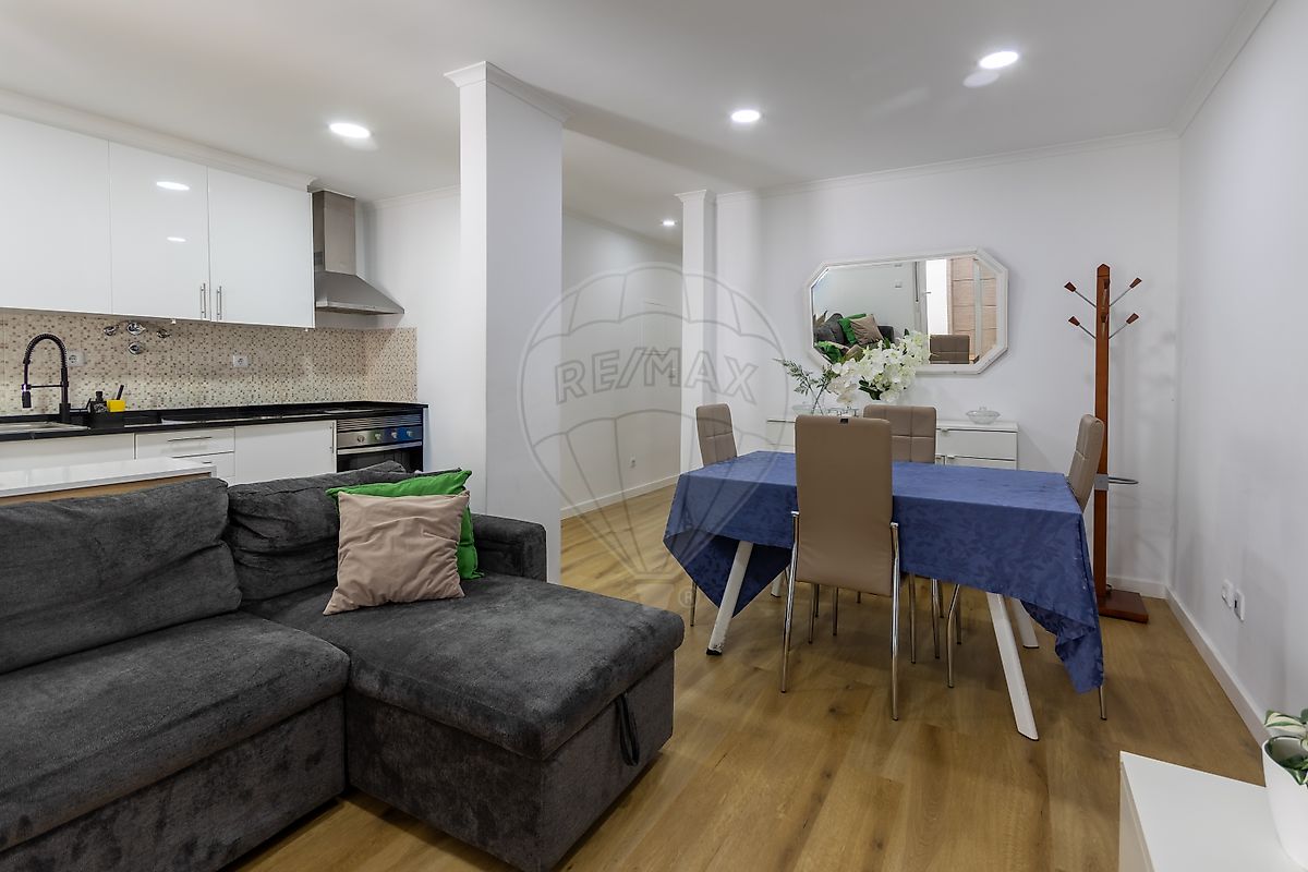 Apartamento T3 à venda em Odivelas